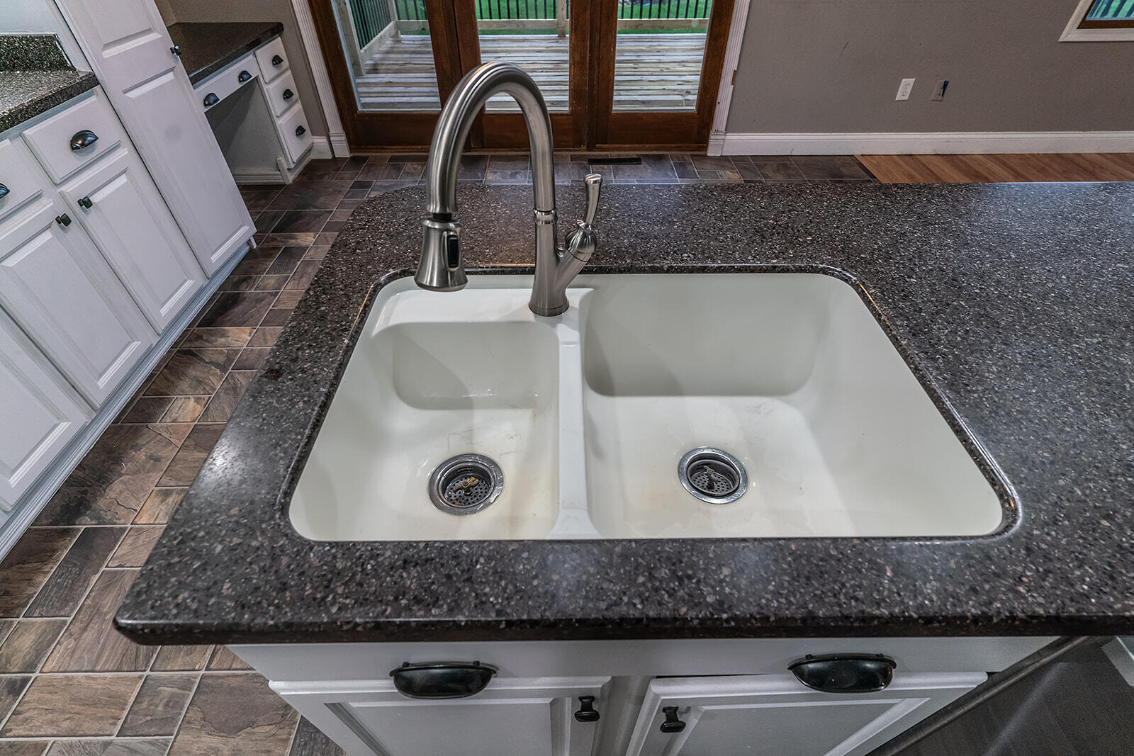 2280 West Kimmel Road Jackson, MI 49201 - Photo 5 of 51 _DSC0020