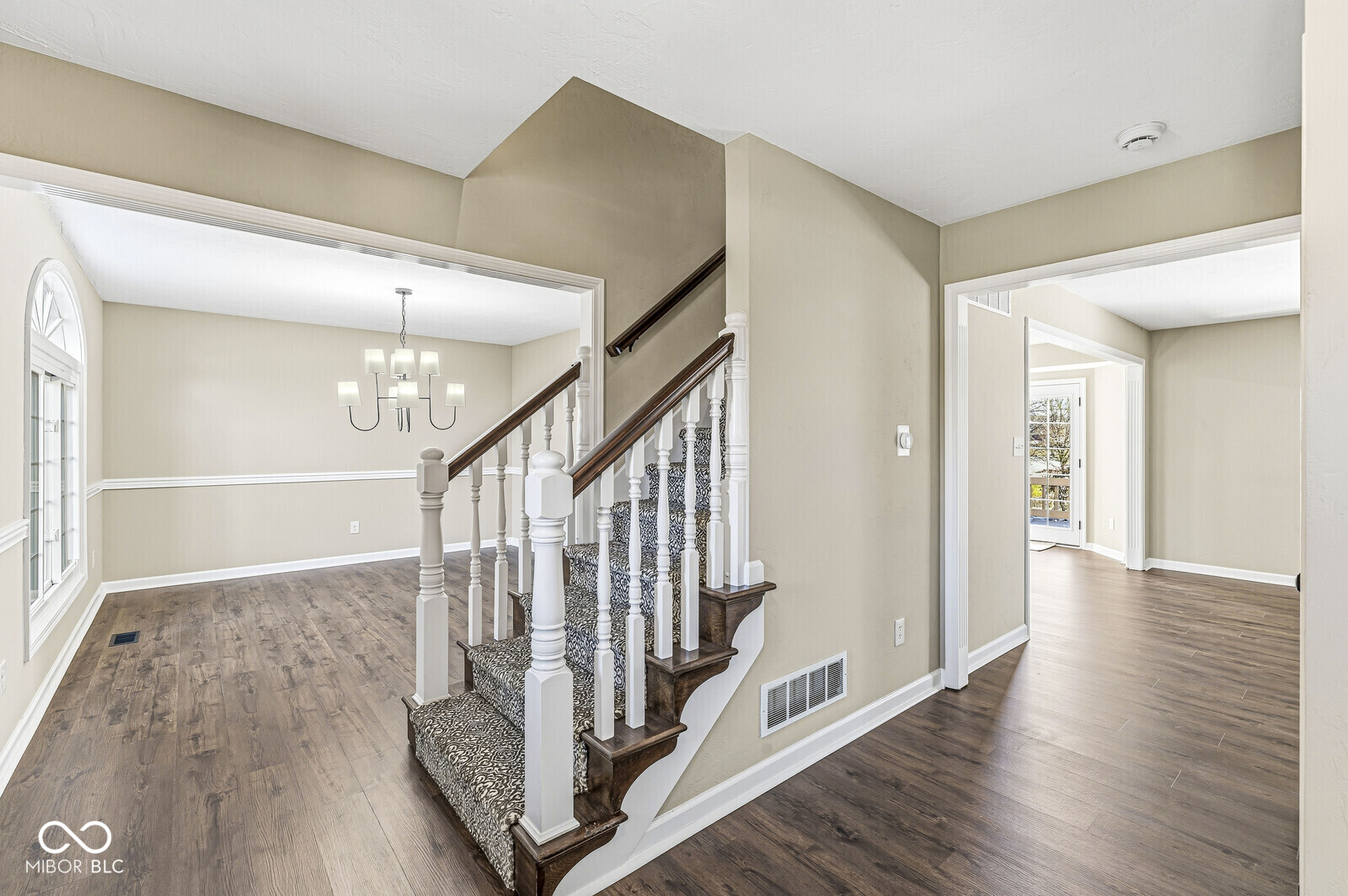 4667 Sundance Trail Indianapolis, IN 46239 - Photo 4 of 44