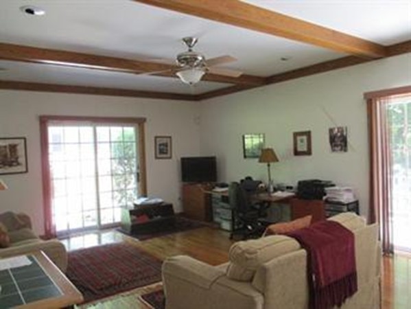 53 Maple Ridge Road Northampton, MA 01062 - Photo 11 of 24