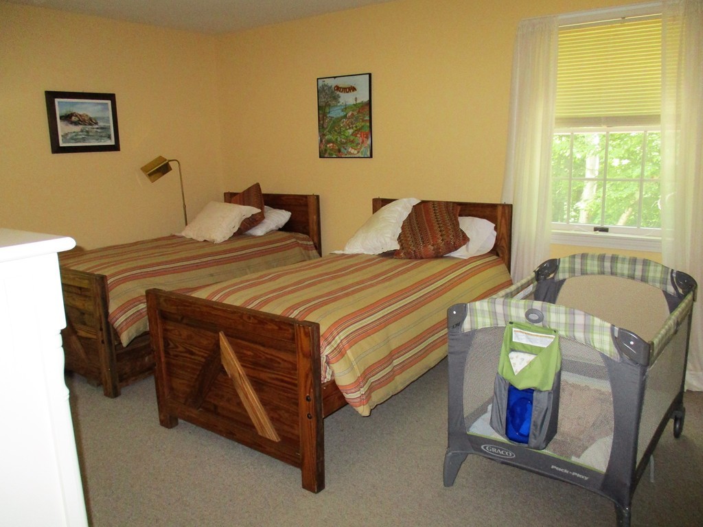 53 Maple Ridge Road Northampton, MA 01062 - Photo 16 of 24
