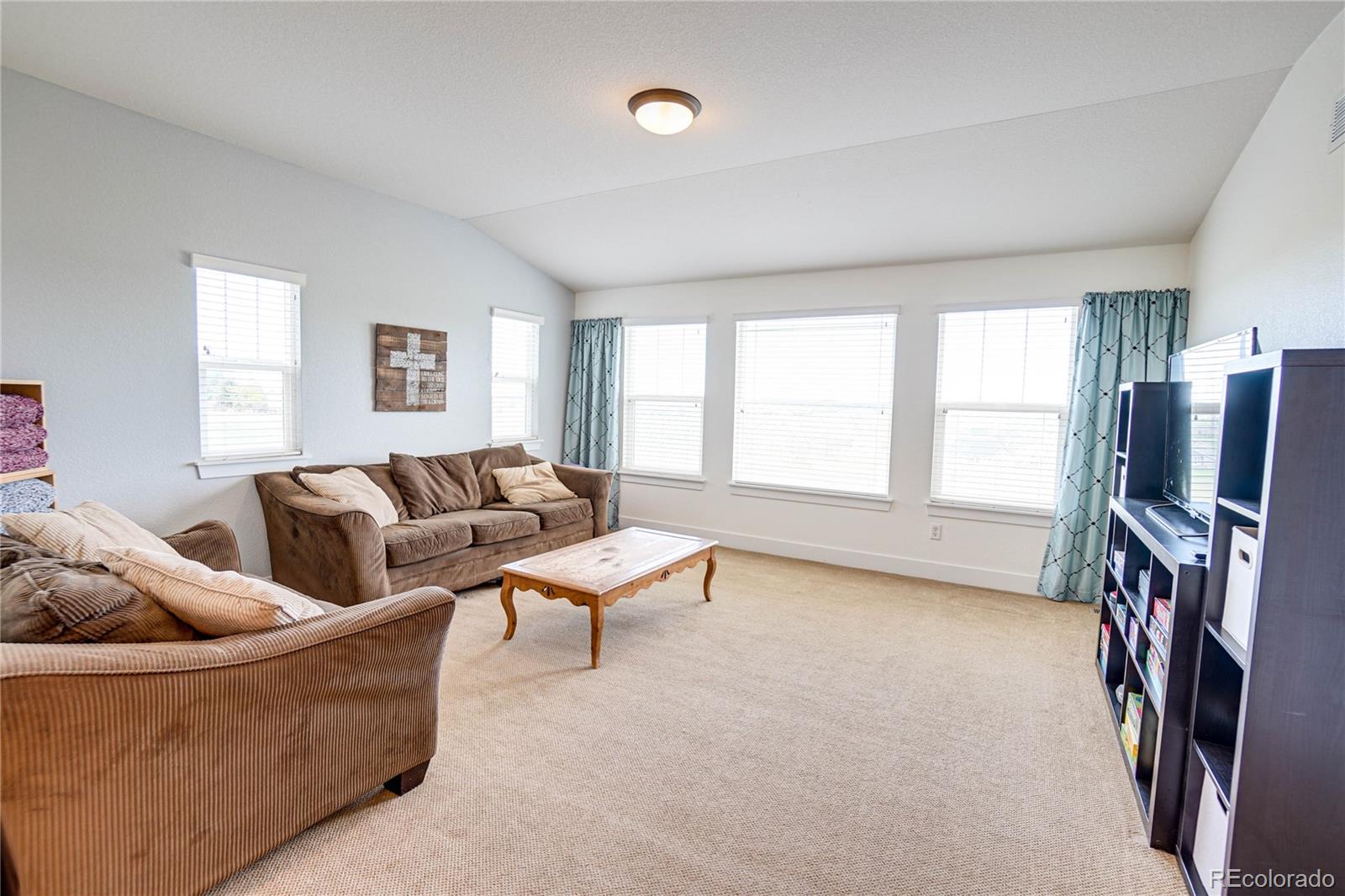 33380 Ridgeview Loop Elizabeth, CO 80107 - Photo 13 of 29