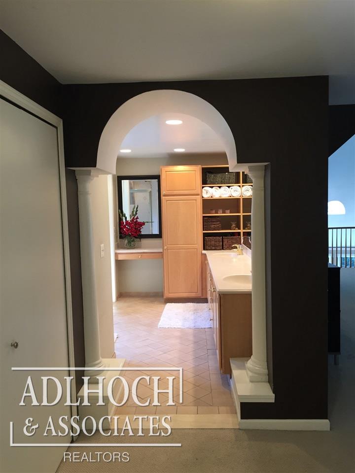 565 Hampton Road Grosse Pointe Woods, MI 48236 - Photo 24 of 37