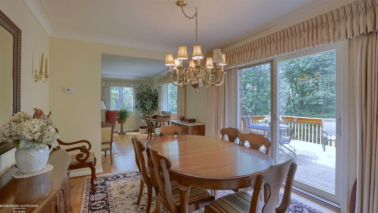 6010 Deguise Court Rochester Hills, MI 48306 - Photo 8 of 31