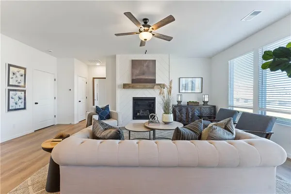 $362,102 | 3000 Northwest 96th Street, Kansas City, MO 64154