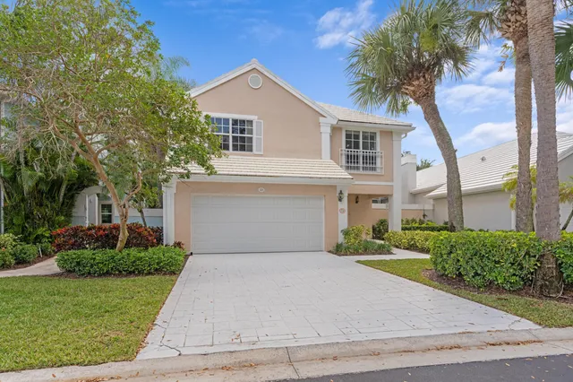 $660,000 | 23 Blenheim Court, Palm Beach Gardens, FL 33418