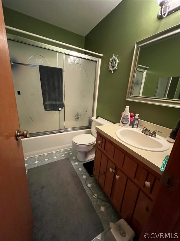 6900 Berrystone Road Chesterfield, VA 23831 - Photo 18 of 23 a bathroom with a sink mirror vanity and toilet