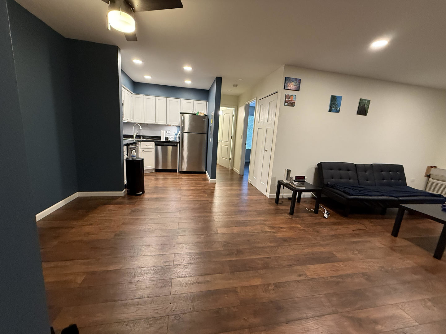 1091 Rodenburg Road, Unit 302 Roselle, IL 60172 - Photo 3 of 11 Gallery Image 3