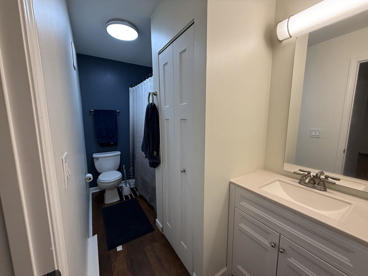 1091 Rodenburg Road, Unit 302 Roselle, IL 60172 - Photo 9 of 11 Gallery Image 9