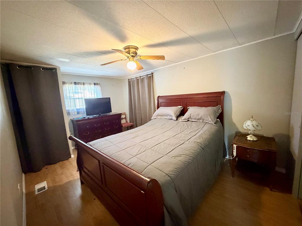 10399 67th Avenue North, Unit 4 St. Petersburg, FL 33708 - Photo 7 of 19
