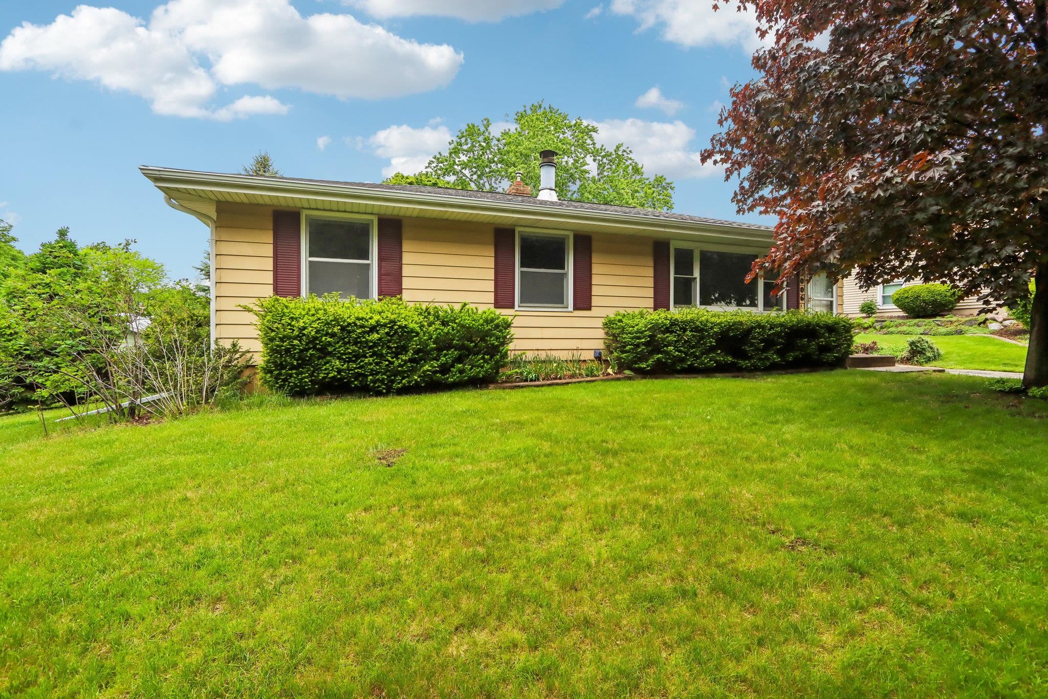 5006 Violet Lane Madison, WI 53714 - Photo 1 of 34