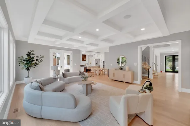 $3,150,000 | 6226 Kellogg Drive, McLean, VA 22101