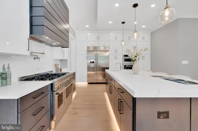 $3,150,000 | 6226 Kellogg Drive, McLean, VA 22101