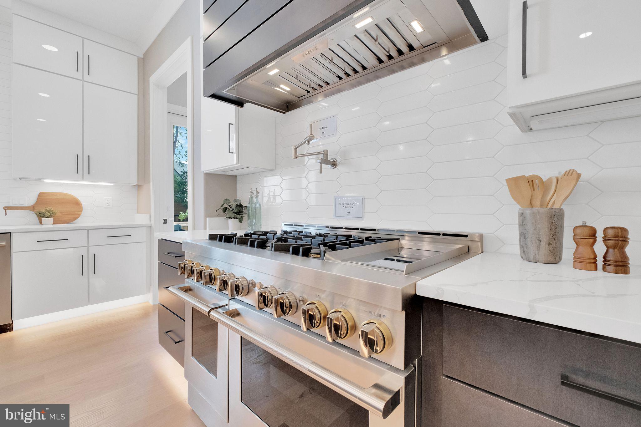 6226 Kellogg Drive McLean, VA 22101 - Photo 23 of 89 Kitchen