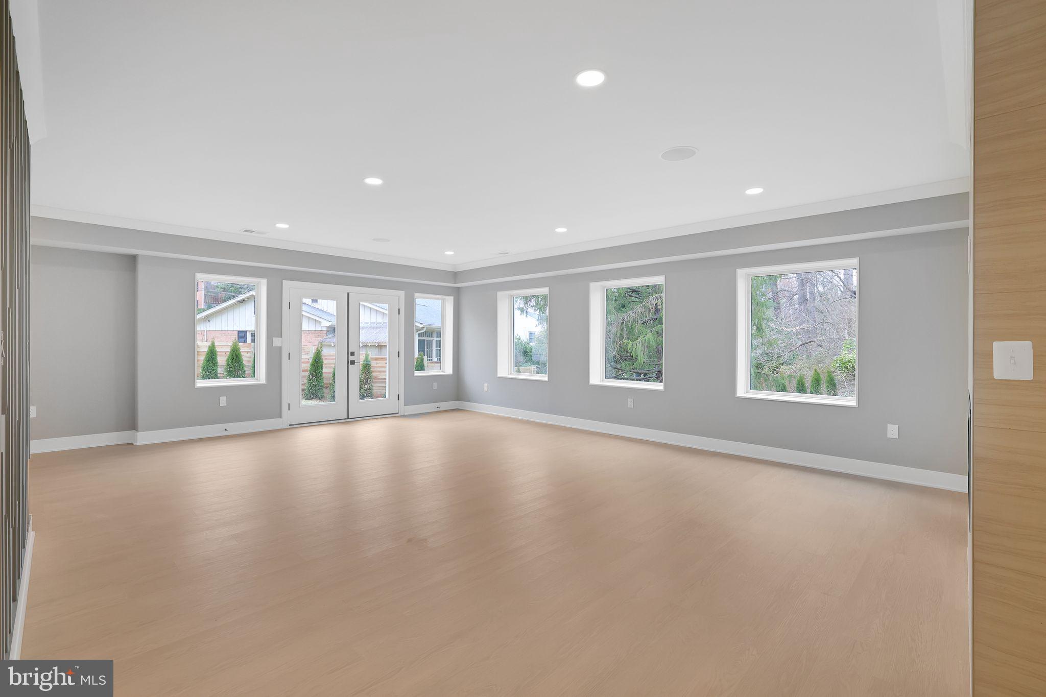6226 Kellogg Drive McLean, VA 22101 - Photo 65 of 89 a view of an empty room with a window