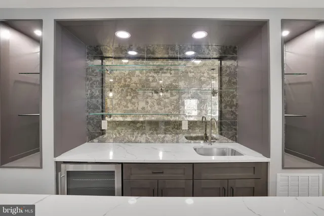 $3,150,000 | 6226 Kellogg Drive, McLean, VA 22101