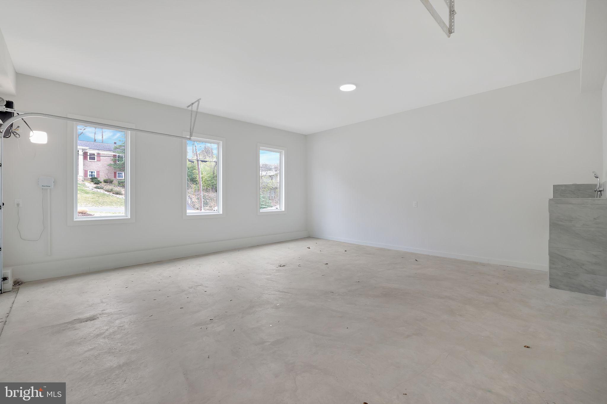 6226 Kellogg Drive McLean, VA 22101 - Photo 84 of 89 2 car garage