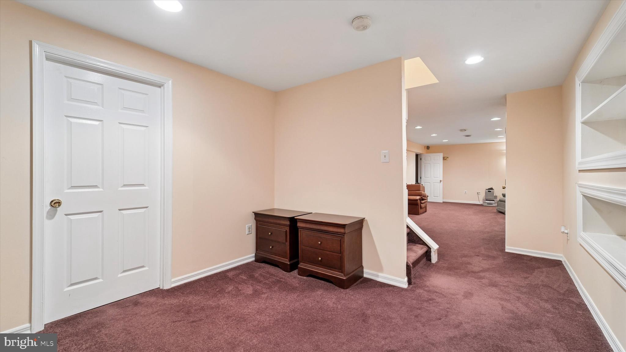 115 Union Mill Terrace Mount Laurel, NJ 08054 - Photo 28 of 31 an empty room with windows and entrance