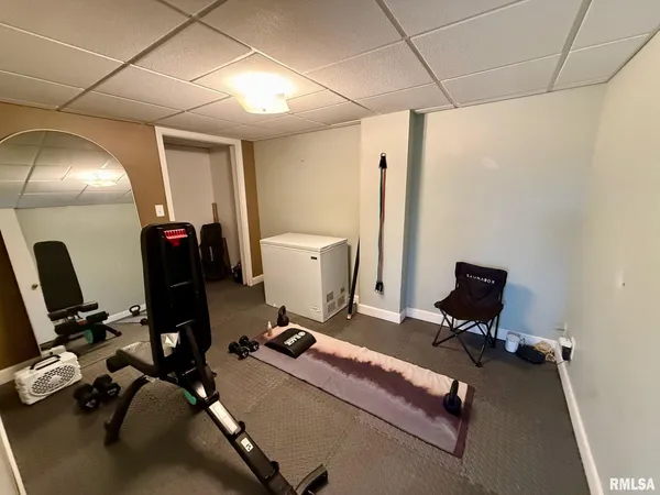 $379,000 | 373 Fir Road, Petersburg, IL 62675