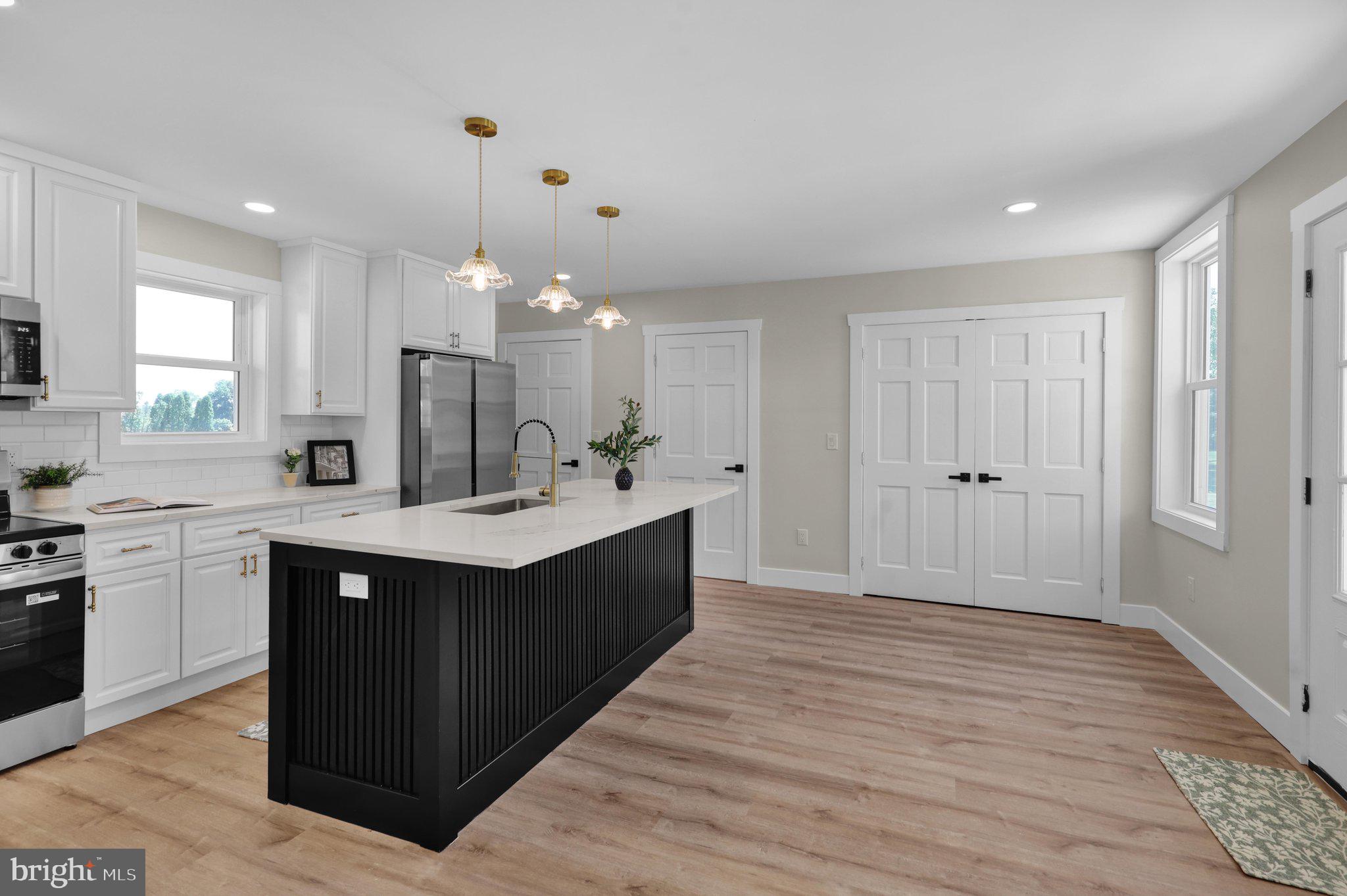 8448 Lancaster Avenue Bethel, PA 19507 - Photo 15 of 42 360_2252
