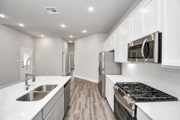 $2,675 | 21030 Shore Oak Drive, Unit A, Cypress, TX 77433