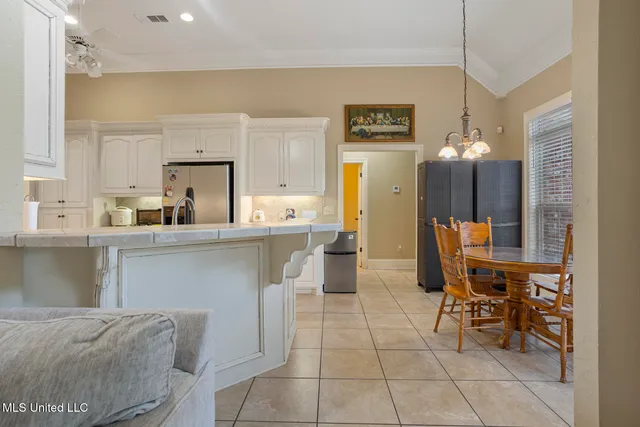 $379,900 | 124 Ashbrooke Boulevard, Madison, MS 39110