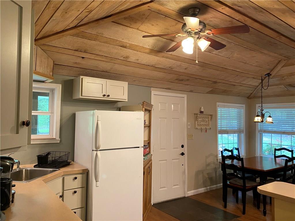 187 Mae West Road Confluence, PA 15424 - Photo 9 of 20