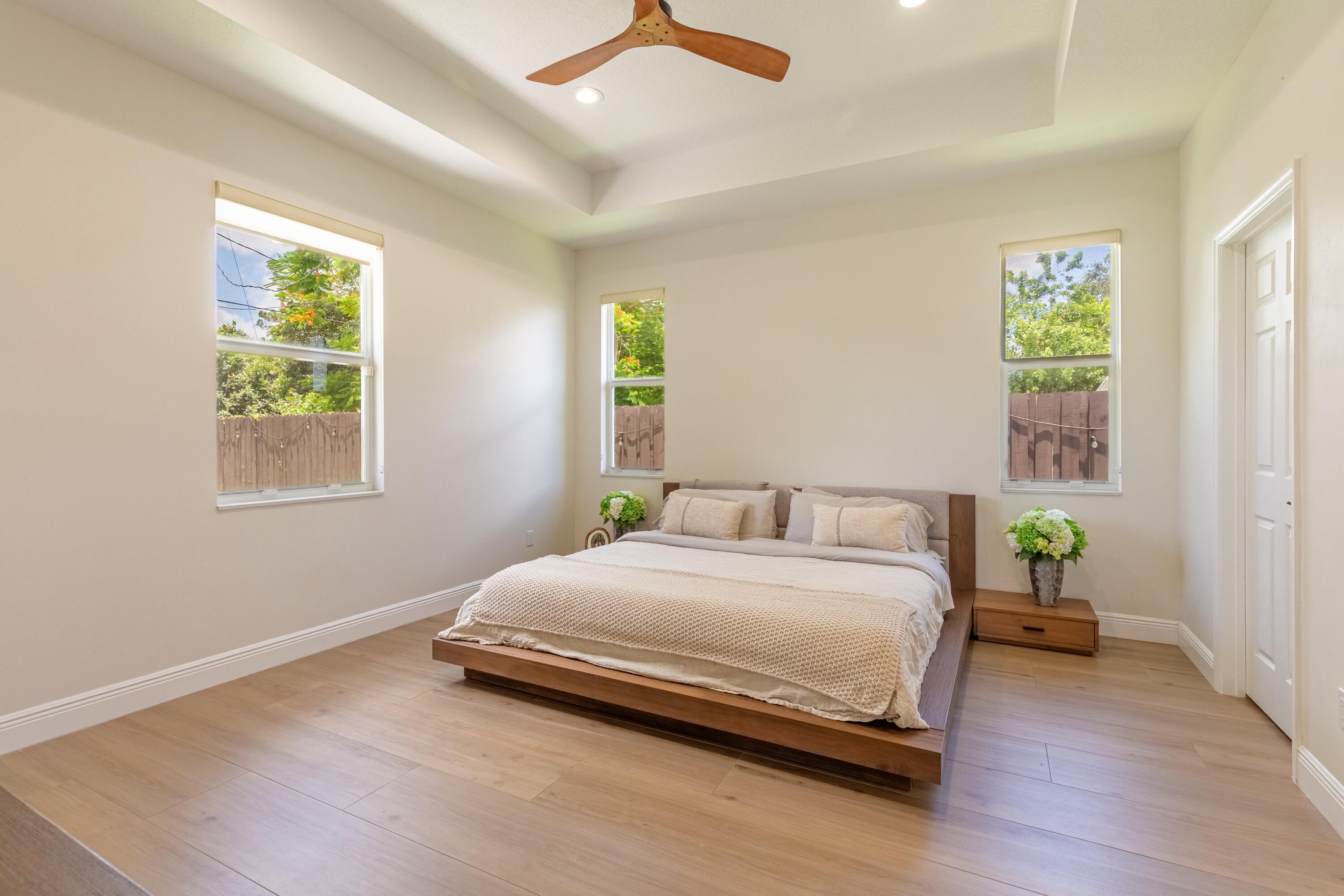 5601 Papaya Road West Palm Beach, FL 33413 - Photo 9 of 16 15