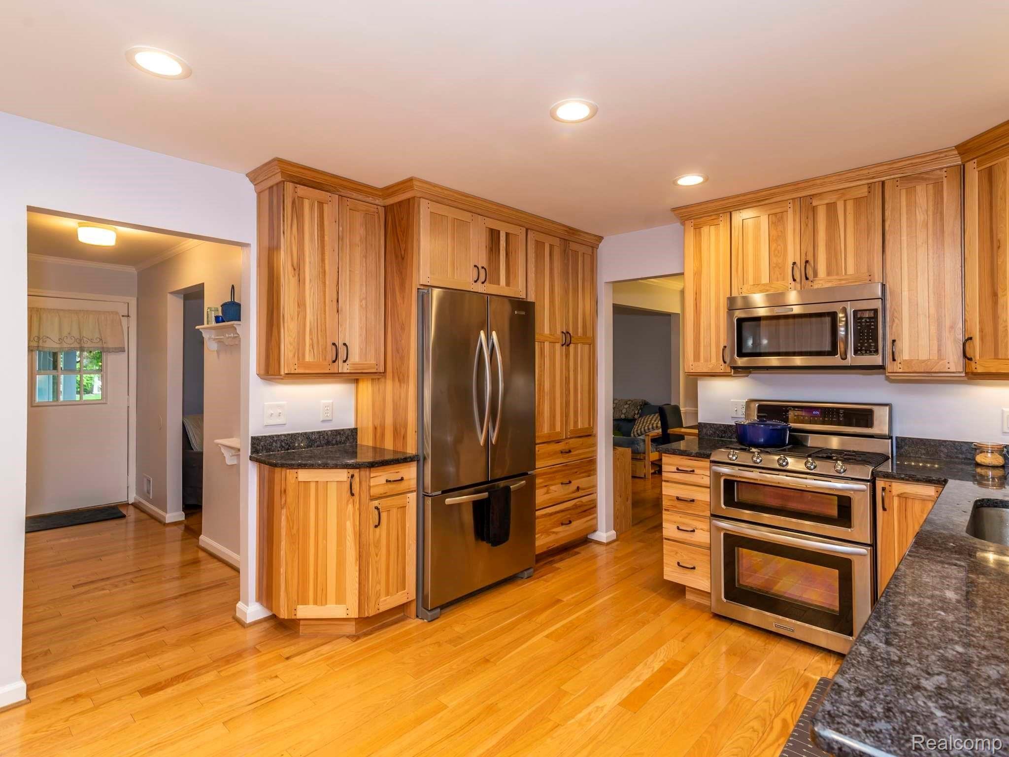 1773 Walnut Ridge Circle Canton, MI 48187 - Photo 8 of 61 New Custom Granite in Updated Kitchen