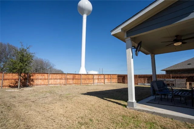 $384,900 | 166 Pelican Bay Circle, Kyle, TX 78640