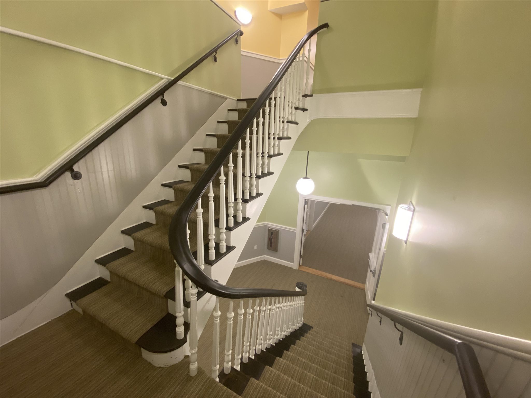 359 Main Street, Unit 300 Bennington, VT 05201 - Photo 19 of 21