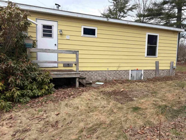 $129,900 | 20 Jaffrey Road, Unit 9, Fitzwilliam, NH 03447