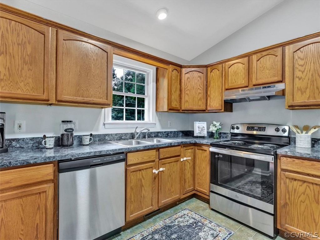 17186 Doggetts Fork Road Ruther Glen, VA 22546 - Photo 11 of 26 Gallery Image 11