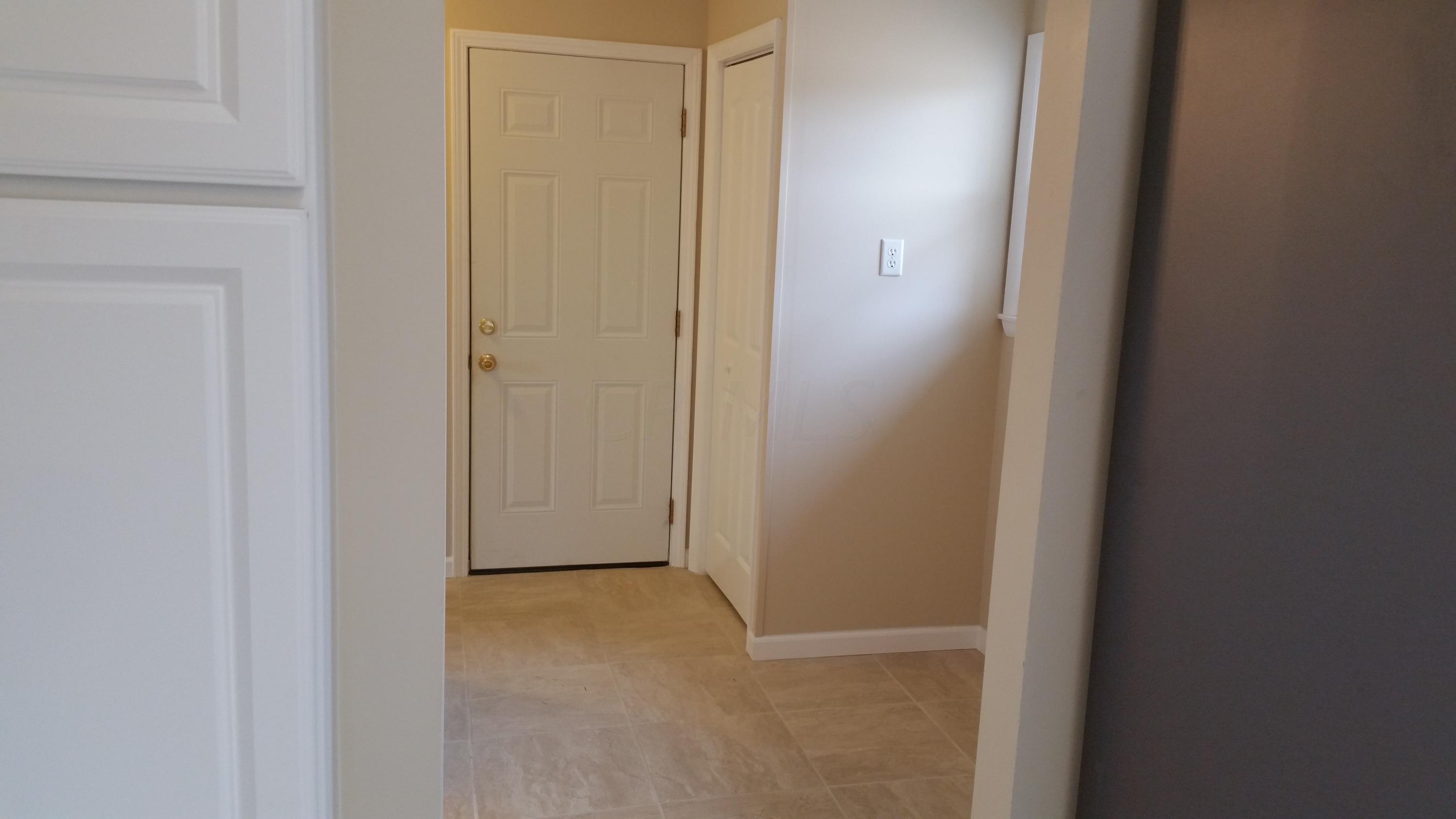 7270 Harlem Road Westerville, OH 43082 - Photo 18 of 19