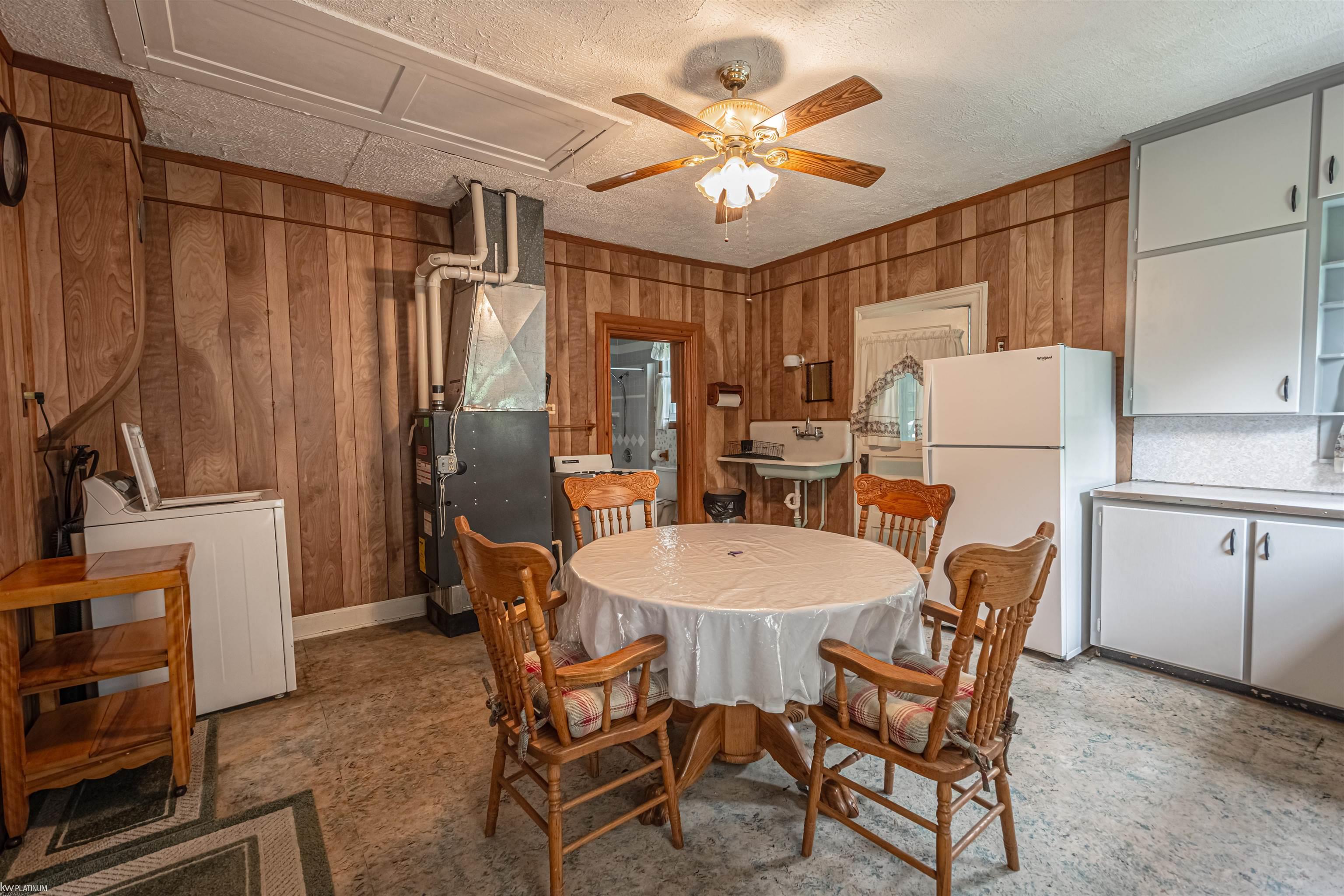 2420 Stone Street Port Huron, MI 48060 - Photo 6 of 15