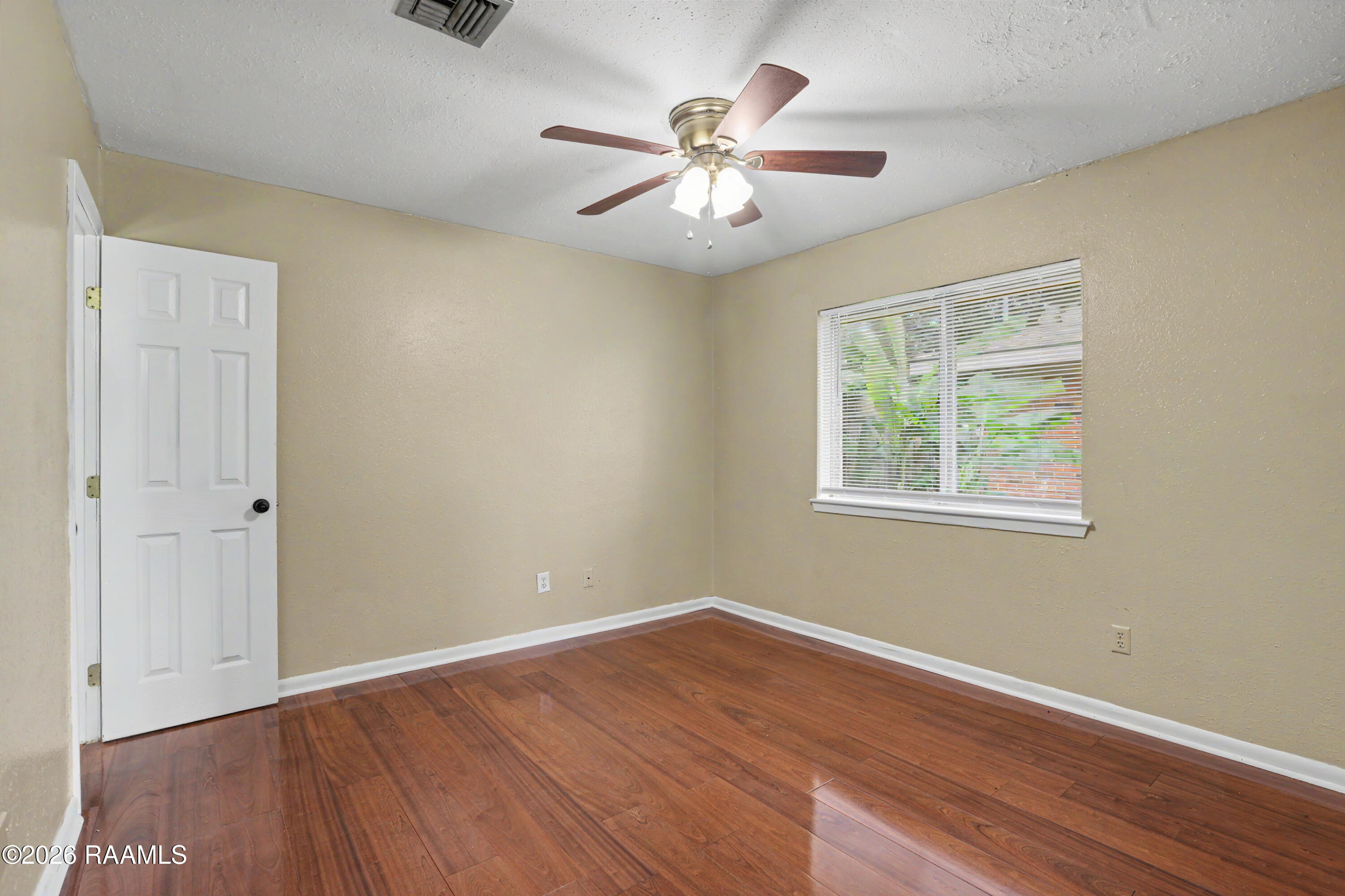 332 Guidry Road Lafayette, LA 70503 - Photo 5 of 12