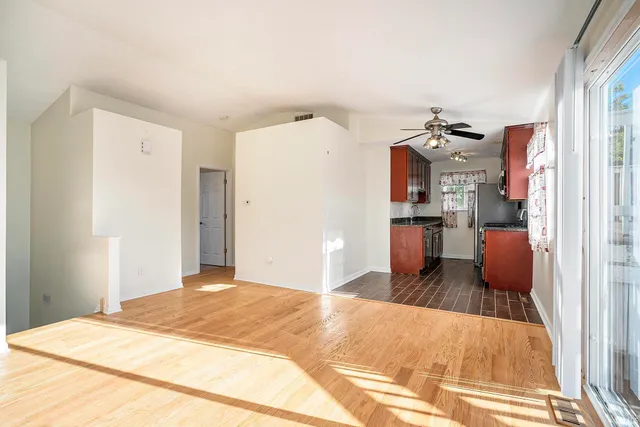 $285,900 | 507 Buffalo Court, Nappanee, IN 46550