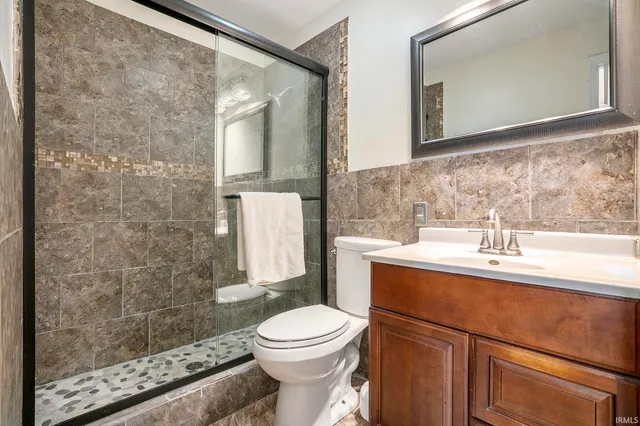 $285,900 | 507 Buffalo Court, Nappanee, IN 46550