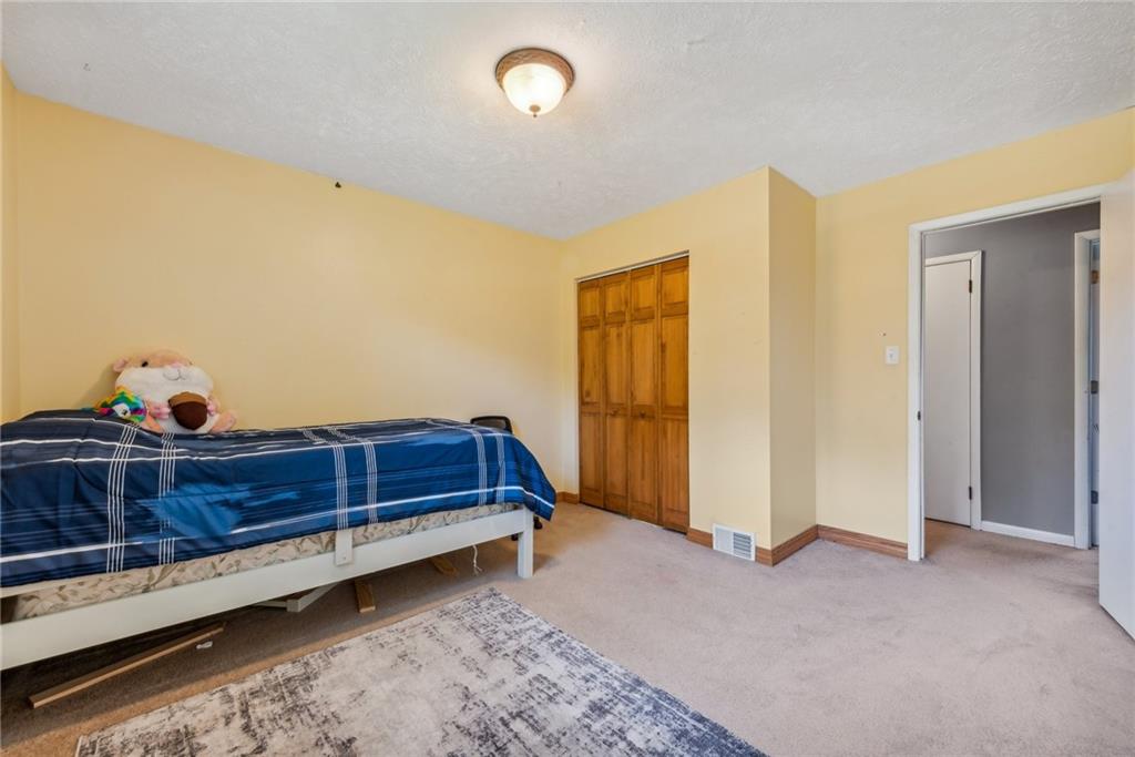 561 Otts Road New Alexandria, PA 15670 - Photo 11 of 27 Gallery Image 11