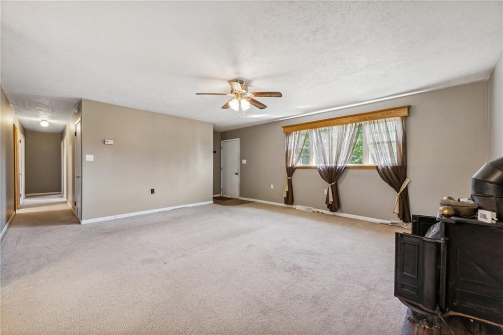 561 Otts Road New Alexandria, PA 15670 - Photo 4 of 27 Gallery Image 4