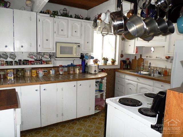 64994 Gerking Market Road Bend, OR 97703 - Photo 2 of 23 Additional Photo