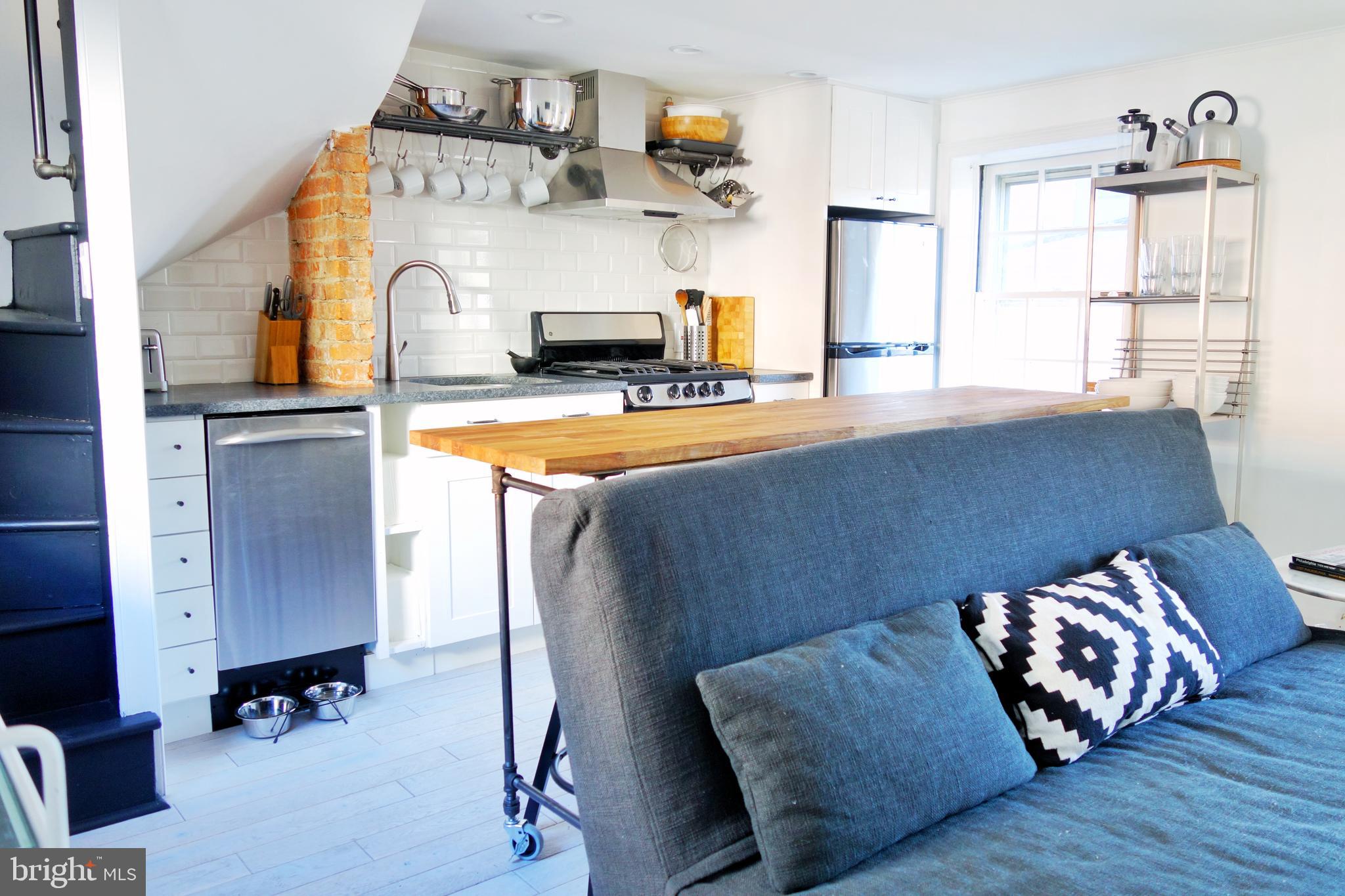 2127 Rodman Street Philadelphia, PA 19146 - Photo 3 of 13