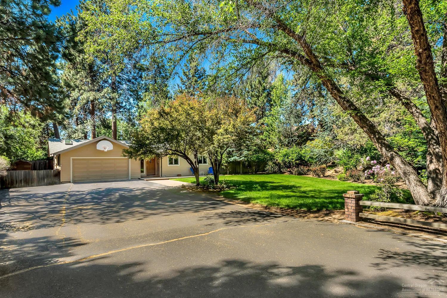 20227 Rae Road Bend, OR 97702 - Photo 10 of 25 Additional Photo