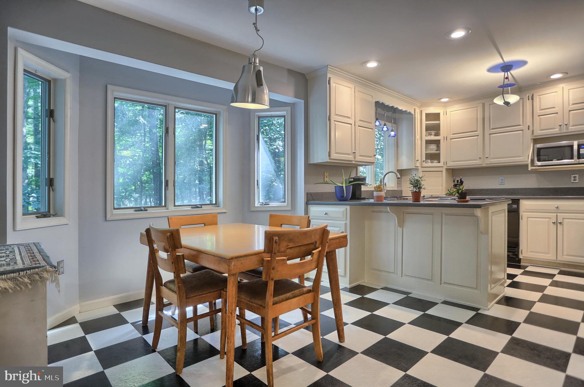 1364 Kuhn Road Boiling Springs, PA 17007 - Photo 22 of 47 Gallery Image 22