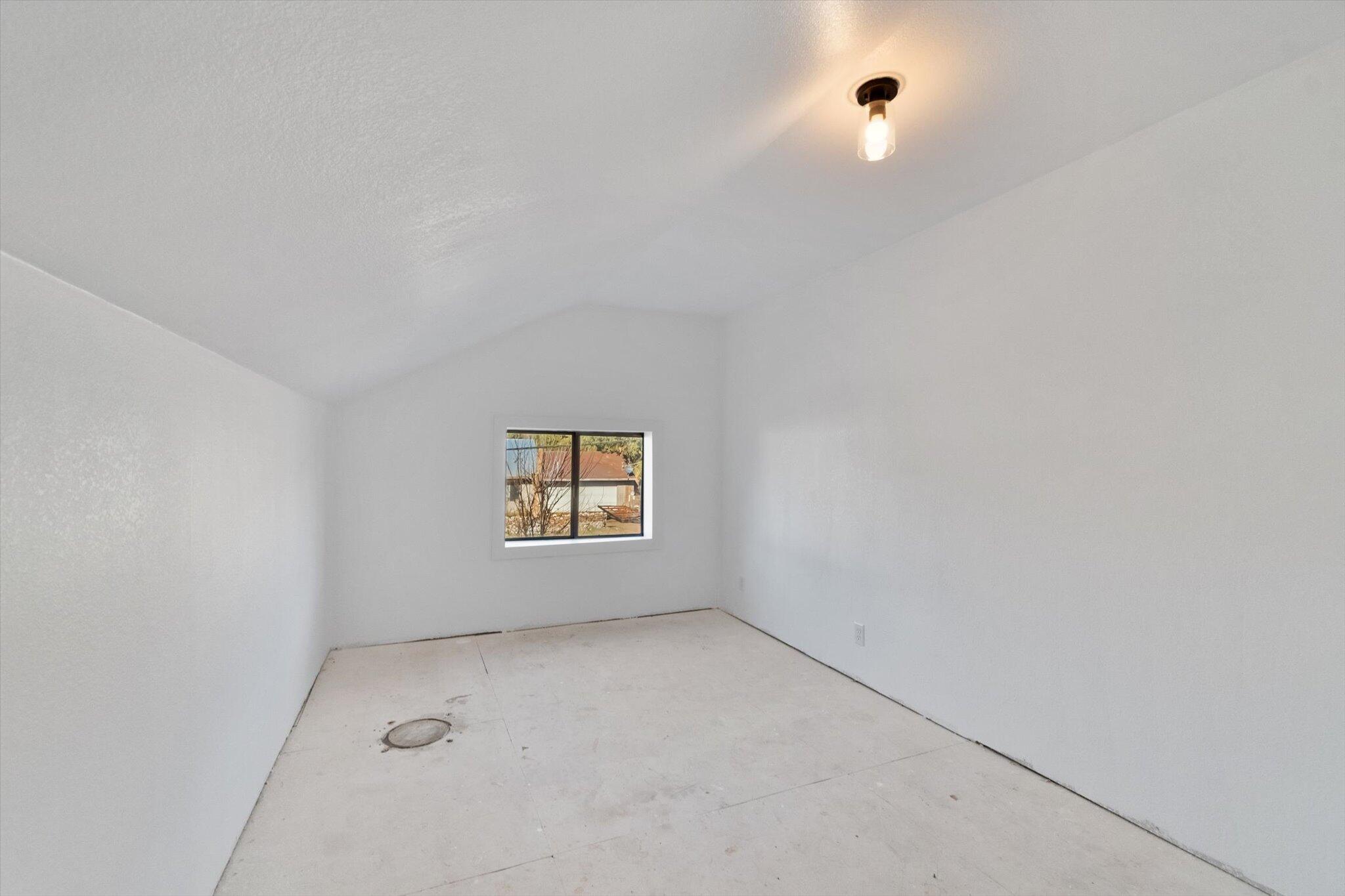 45887 Pittville Road McArthur, CA 96056 - Photo 18 of 40 18-BiggerFlow Real Estate Media-18