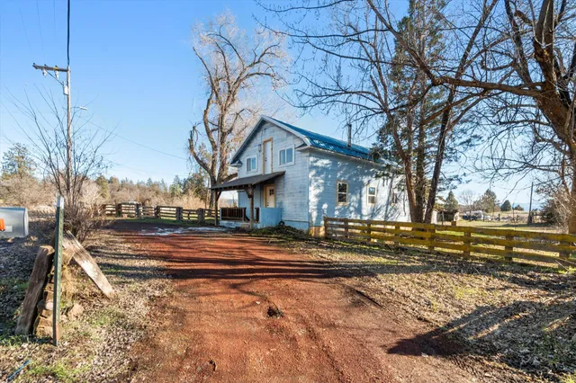 $199,900 | 45887 Pittville Road, McArthur, CA 96056