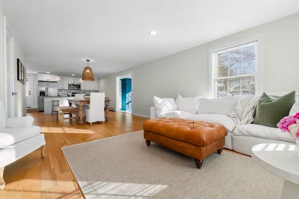 $799,900 | 27-29 Lake Street, Amesbury, MA 01913