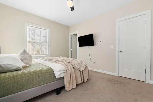 $799,900 | 27-29 Lake Street, Amesbury, MA 01913