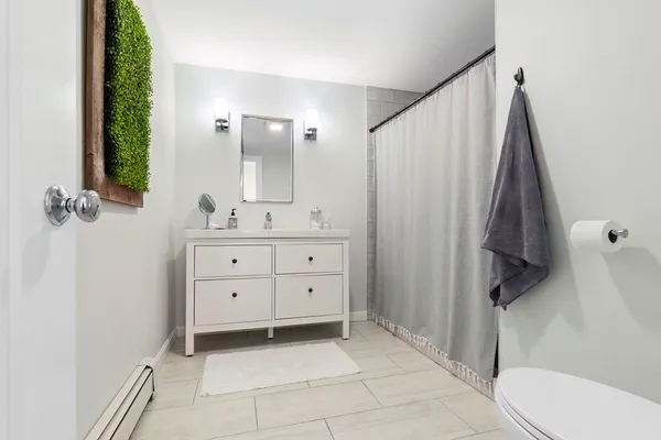 $799,900 | 27-29 Lake Street, Amesbury, MA 01913