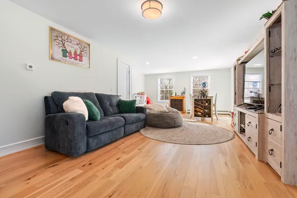 $799,900 | 27-29 Lake Street, Amesbury, MA 01913