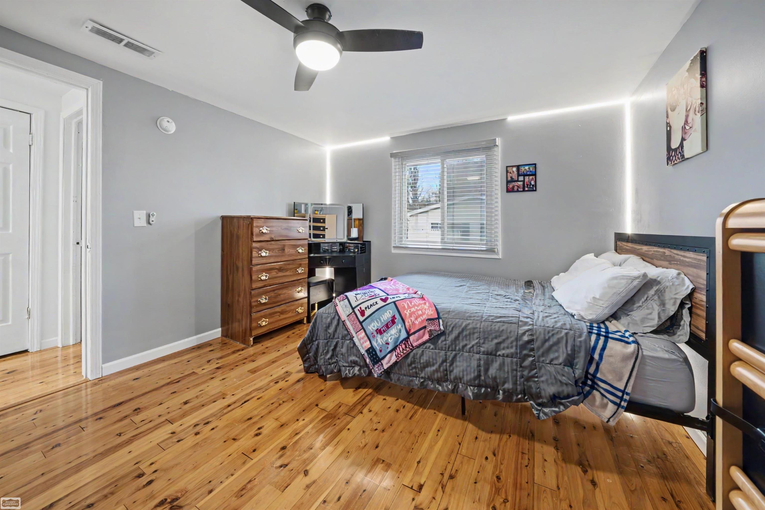 1040 Mayer Road Smiths Creek, MI 48074 - Photo 4 of 21